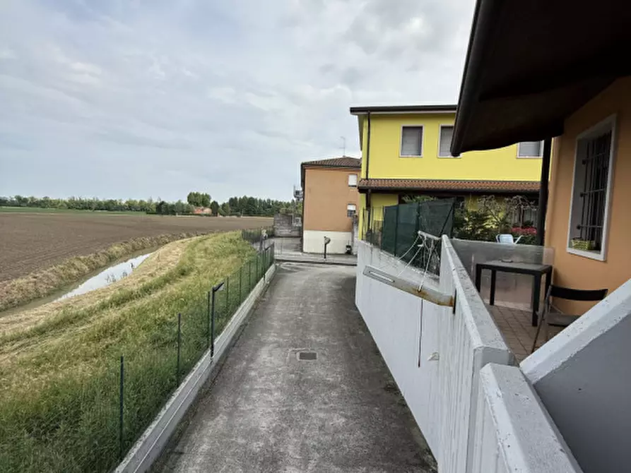 Immagine 13 di Villetta a schiera in vendita  in Via Madre Teresa di Calcutta a Legnago
