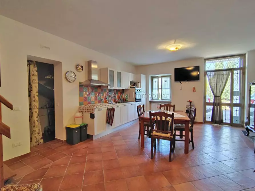 Immagine 3 di Casa bifamiliare in vendita  in via pian delle noci a Montepulciano