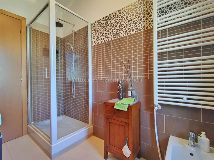 Immagine 12 di Casa bifamiliare in vendita  in via pian delle noci a Montepulciano