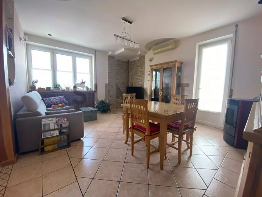 Immagine 3 di Appartamento in vendita  a Schio