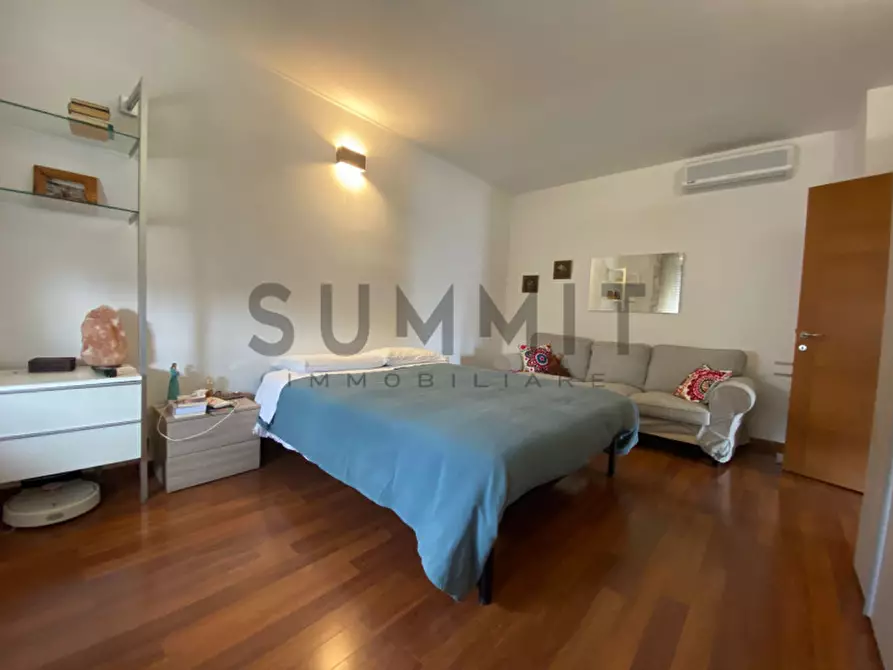 Immagine 11 di Appartamento in vendita  a Schio