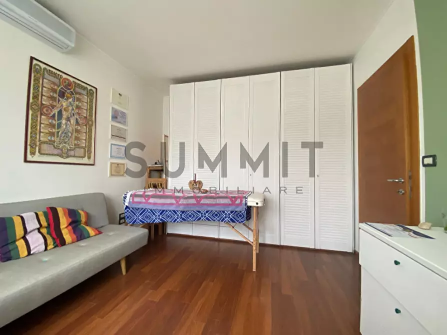 Immagine 16 di Appartamento in vendita  a Schio