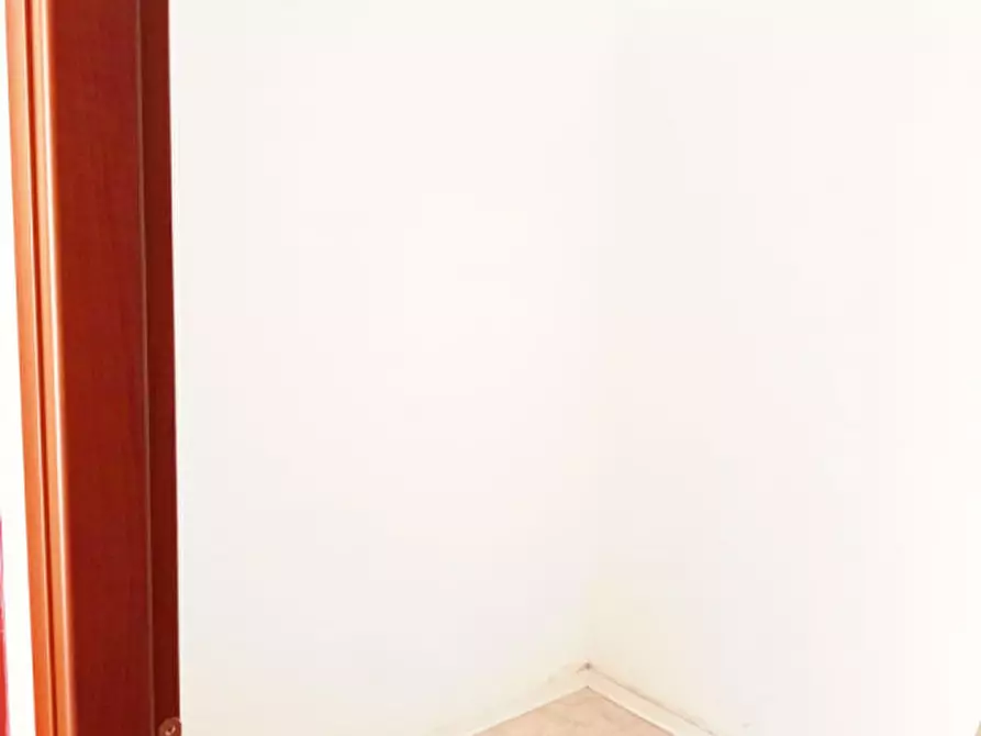 Immagine 20 di Negozio in affitto  in Via Giovanni Conti 9/11 a Palombara Sabina