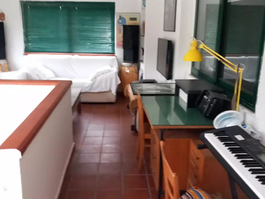 Immagine 7 di Villa in vendita  a Reggio Di Calabria