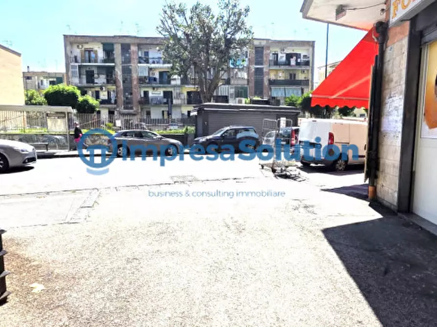 Immagine 4 di Negozio in affitto  in Viale Cavalleggeri d'Aosta a Napoli