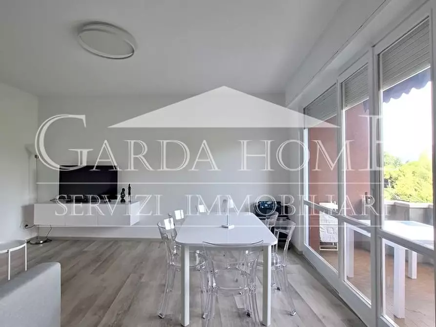 Immagine 6 di Appartamento in affitto  in Lungolago Cesare Battisti a Desenzano Del Garda