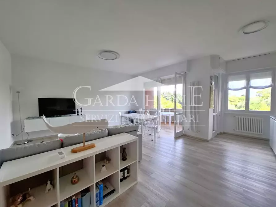 Immagine 8 di Appartamento in affitto  in Lungolago Cesare Battisti a Desenzano Del Garda