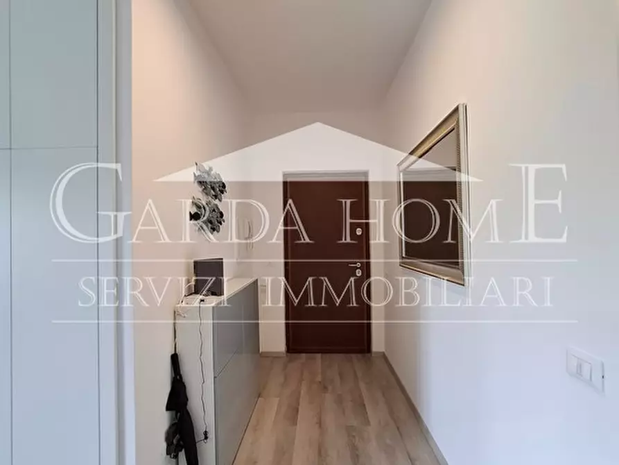 Immagine 11 di Appartamento in affitto  in Lungolago Cesare Battisti a Desenzano Del Garda