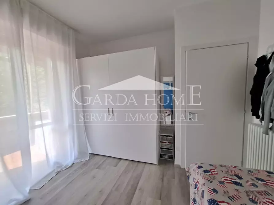 Immagine 27 di Appartamento in affitto  in Lungolago Cesare Battisti a Desenzano Del Garda