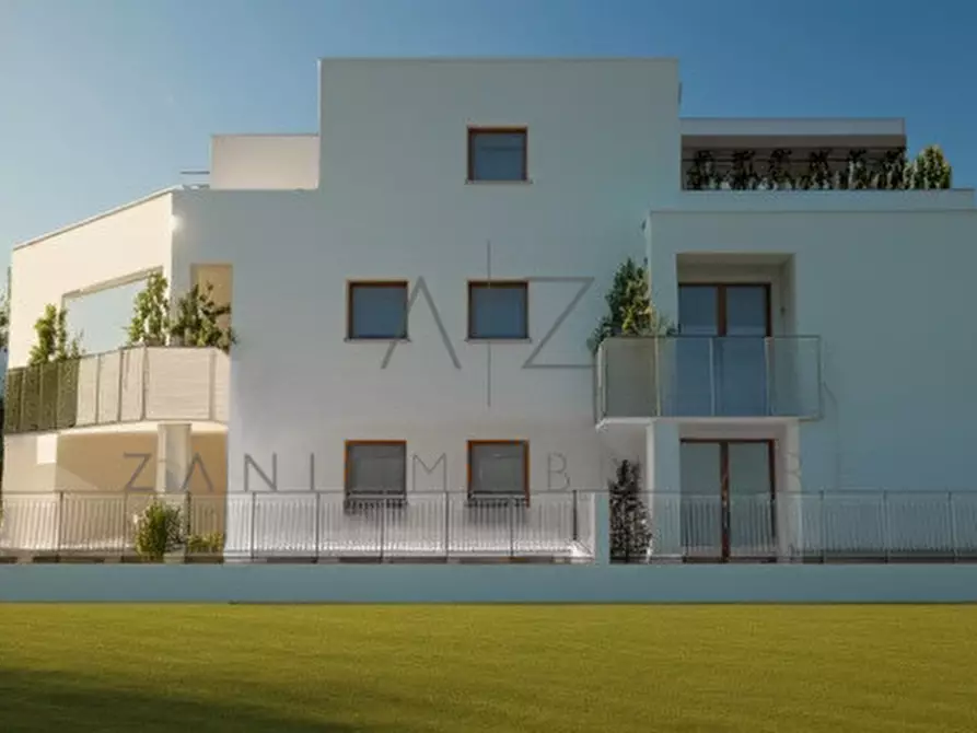 Immagine 4 di Attico in vendita  in Via San Francesco a Cassola