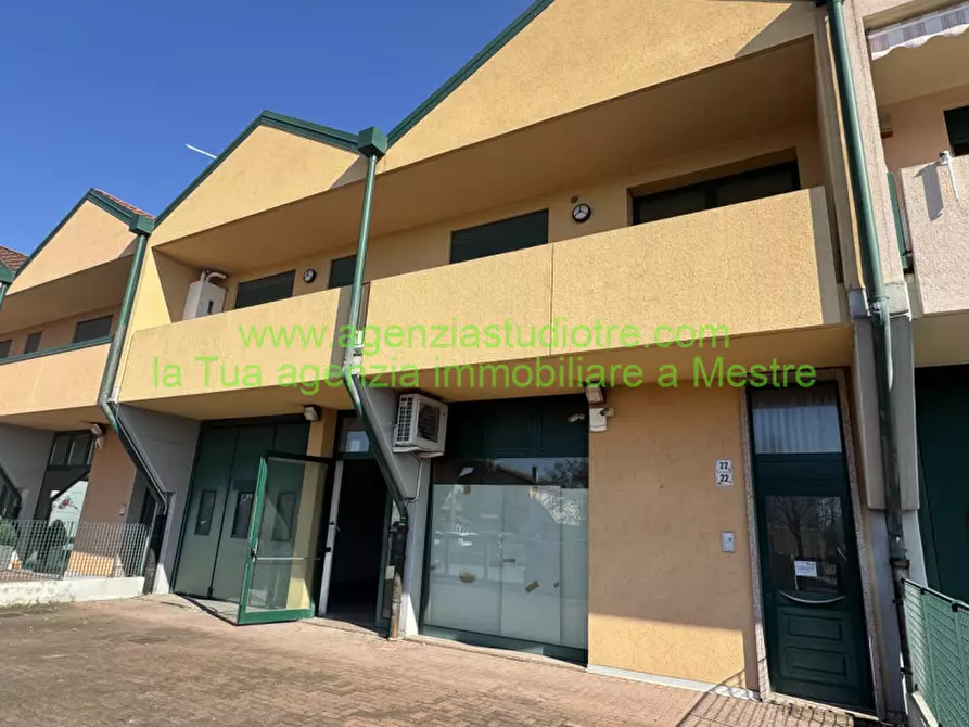 Immagine 2 di Capannone industriale in vendita  in Via Selvanese 22 a Venezia