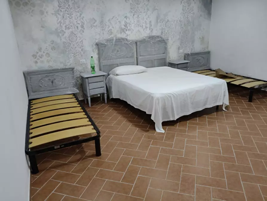 Immagine 4 di Appartamento in affitto  in Vico dei Miracoli 45 a Napoli