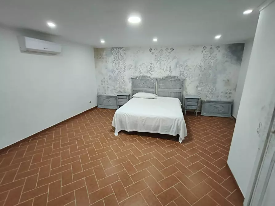 Immagine 6 di Appartamento in affitto  in Vico dei Miracoli 45 a Napoli