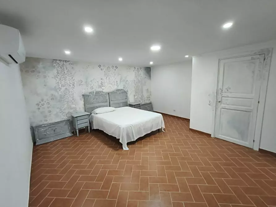 Immagine 7 di Appartamento in affitto  in Vico dei Miracoli 45 a Napoli