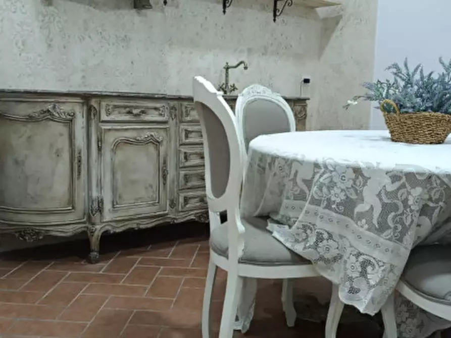 Immagine 20 di Appartamento in affitto  in Vico dei Miracoli 45 a Napoli