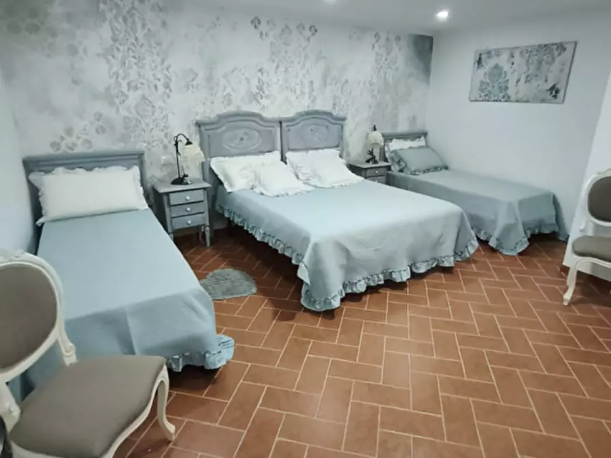 Immagine 25 di Appartamento in affitto  in Vico dei Miracoli 45 a Napoli