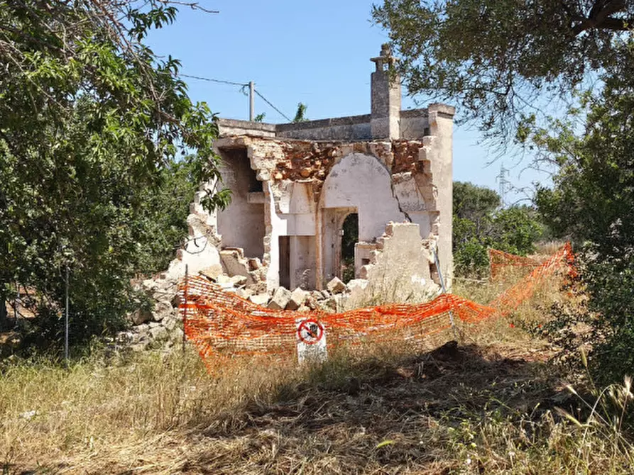 Immagine 11 di Rustico / casale in vendita  in Signora pulita a Fasano