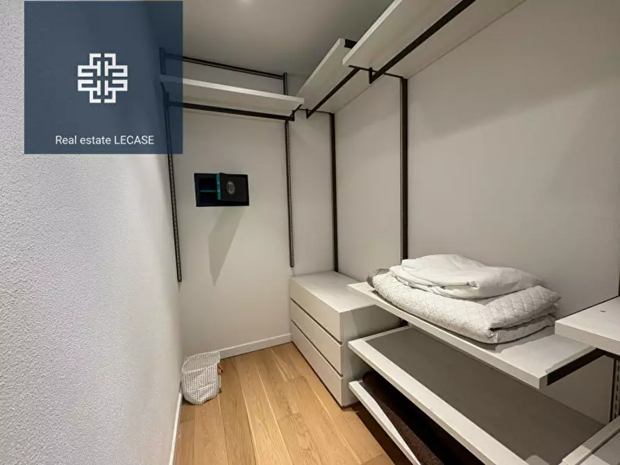 Immagine 10 di Villa in vendita  in Via Versilia a Forte Dei Marmi