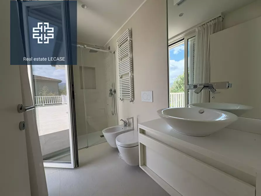 Immagine 11 di Villa in vendita  in Via Versilia a Forte Dei Marmi