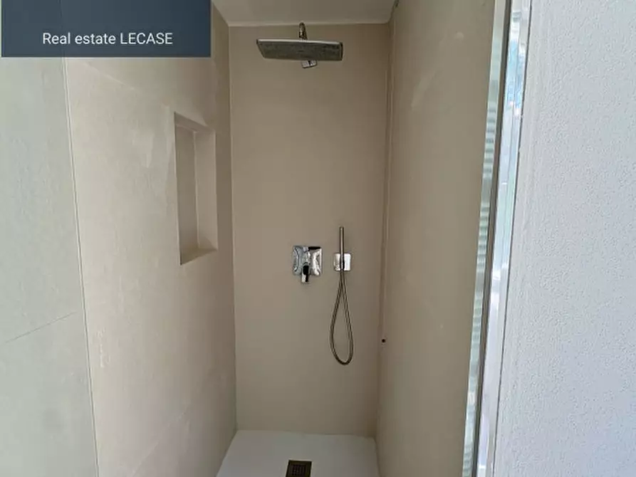 Immagine 15 di Villa in vendita  in Via Versilia a Forte Dei Marmi