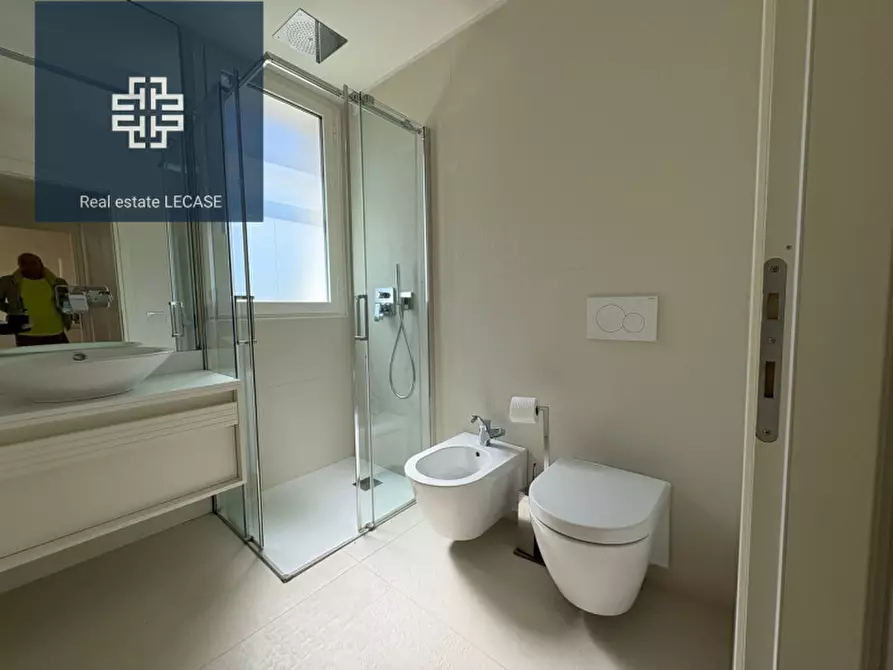 Immagine 21 di Villa in vendita  in Via Versilia a Forte Dei Marmi