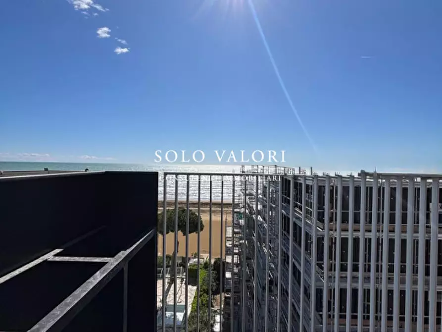 Immagine 1 di Appartamento in vendita  a Jesolo