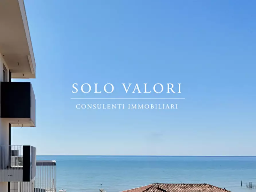 Immagine 1 di Appartamento in vendita  a Jesolo