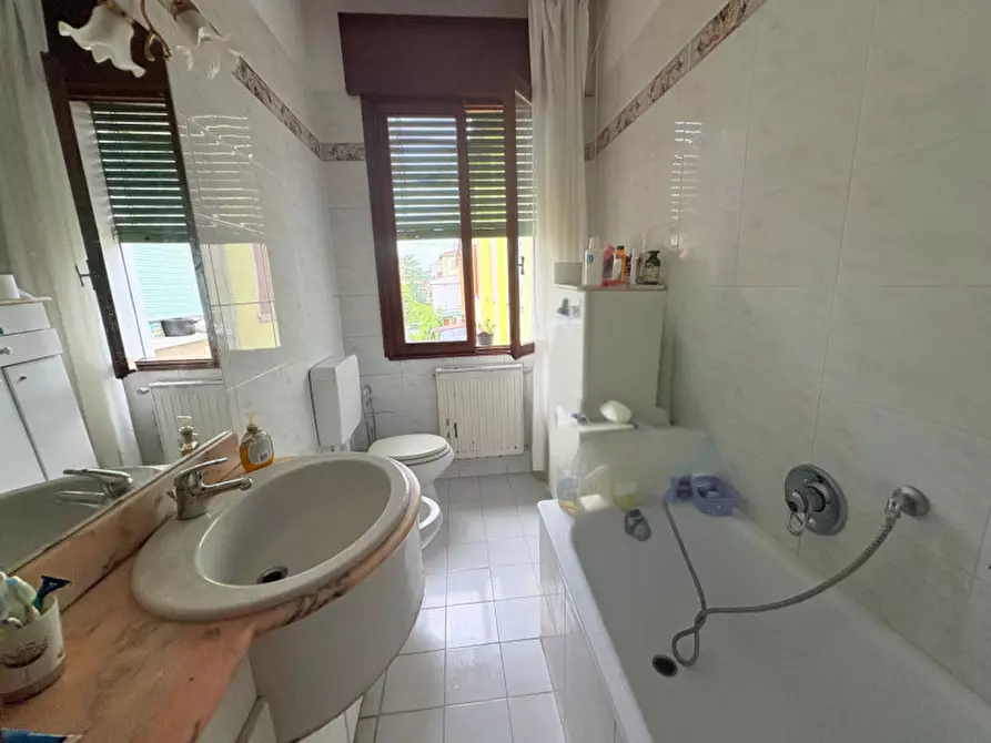 Immagine 13 di Appartamento in vendita  in VIALE ROMA n. 1 a Battaglia Terme