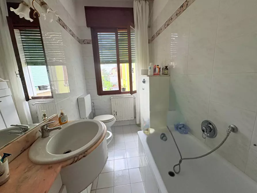 Immagine 14 di Appartamento in vendita  in VIALE ROMA n. 1 a Battaglia Terme