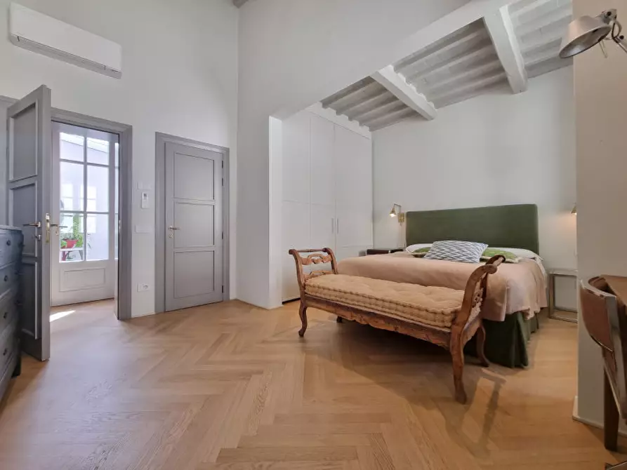 Immagine 11 di Appartamento in affitto  in VIA DELLE PINZOCHERE a Firenze