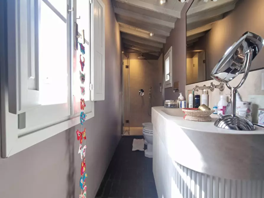 Immagine 14 di Appartamento in affitto  in VIA DELLE PINZOCHERE a Firenze