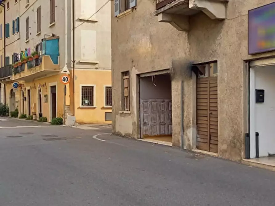 Immagine 1 di Negozio in vendita  in via trento a Nuvolento