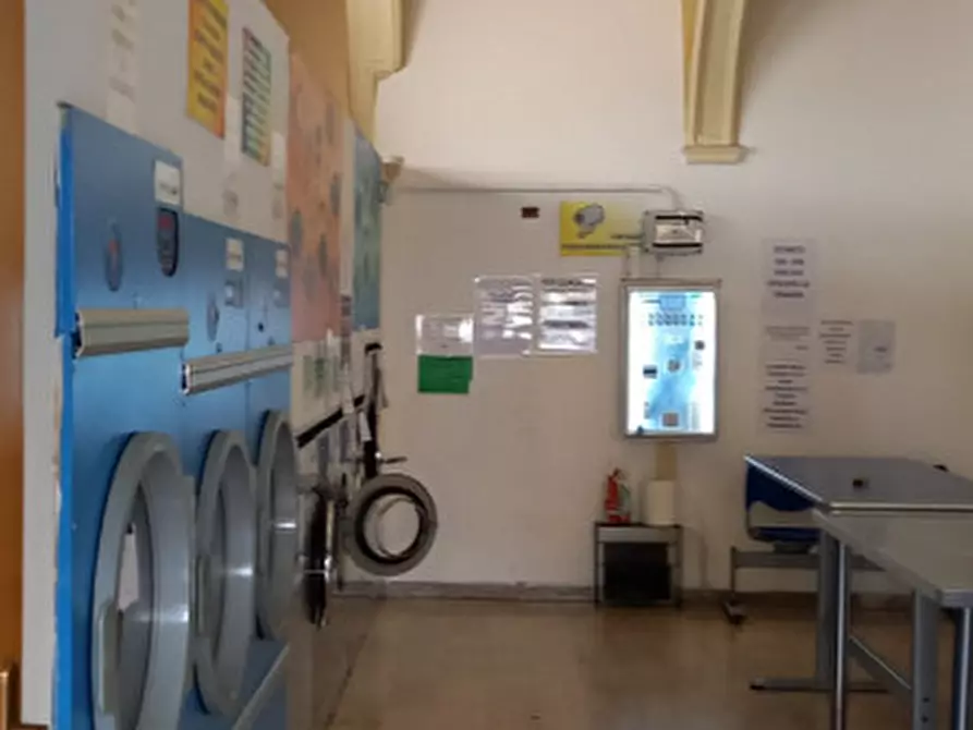 Immagine 4 di Negozio in vendita  in via trento a Nuvolento