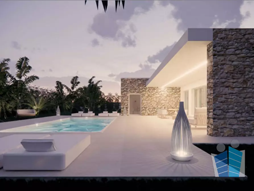 Immagine 12 di Terreno in vendita  in Via Rapolla a Lecce