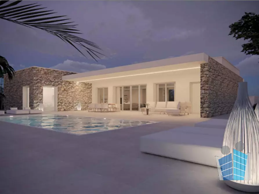 Immagine 12 di Terreno in vendita  in Via Rapolla a Lecce