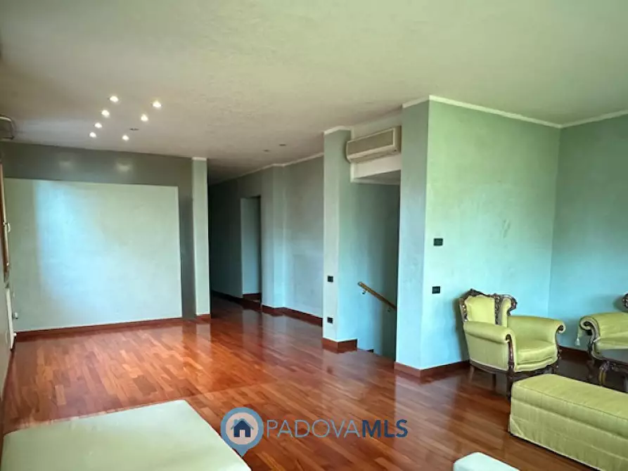 Immagine 6 di Casa bifamiliare in vendita  in Via Venezia, 12 a Padova