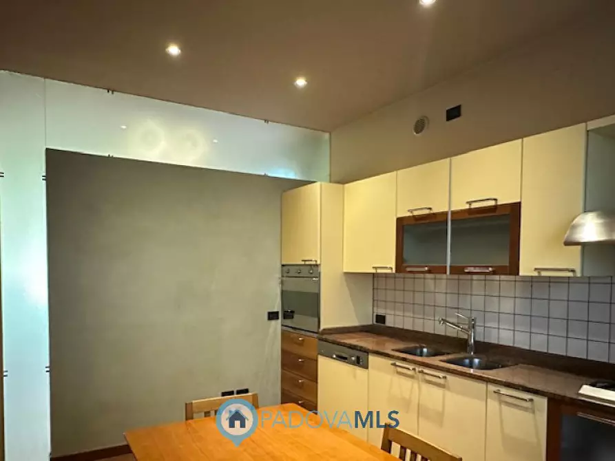 Immagine 8 di Casa bifamiliare in vendita  in Via Venezia, 12 a Padova