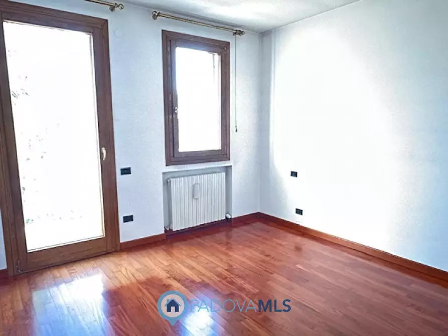 Immagine 11 di Casa bifamiliare in vendita  in Via Venezia, 12 a Padova