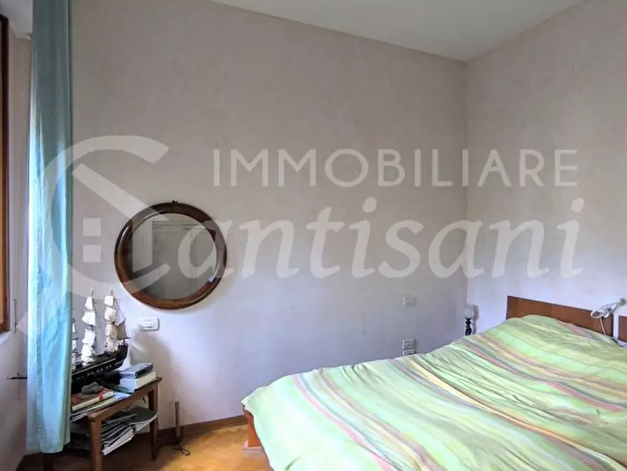 Immagine 11 di Villa in vendita  in Via Alessandro Volta a Montelupo Fiorentino