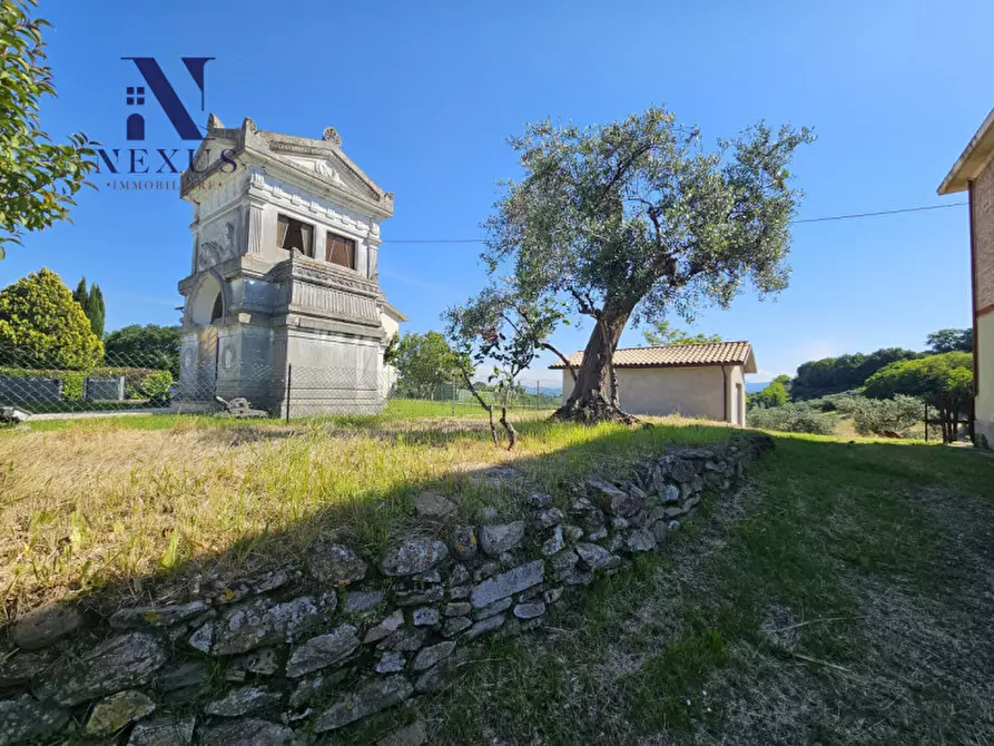 Immagine 10 di Casa indipendente in vendita  a Cartoceto