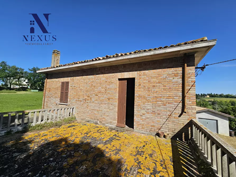 Immagine 18 di Casa indipendente in vendita  a Cartoceto