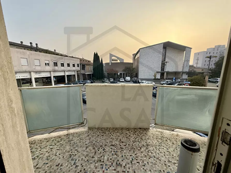 Immagine 8 di Ufficio in affitto  in Via Flavio Busonera a Abano Terme