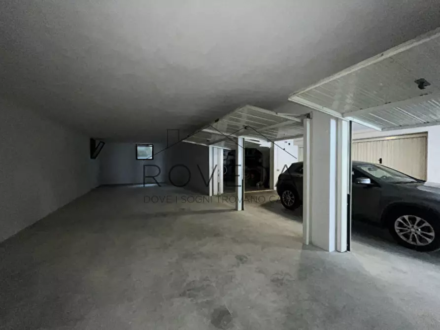 Immagine 4 di Garage in vendita  in Via Roma a Casier