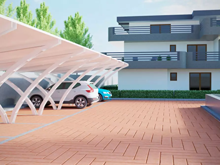 Immagine 4 di Terreno in vendita  in Via Altino a Udine