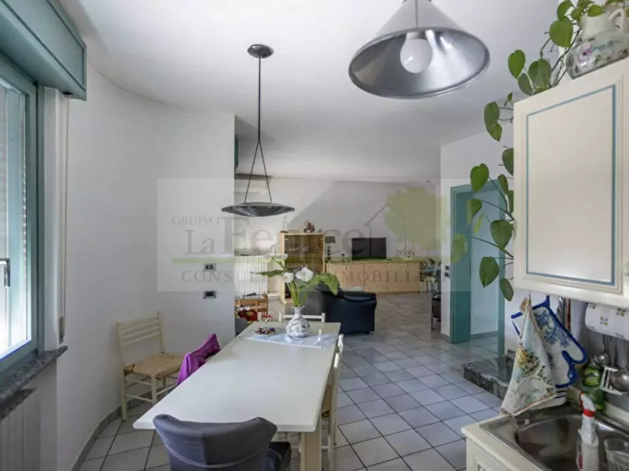 Immagine 12 di Villa in vendita  in via austria a Castel Goffredo