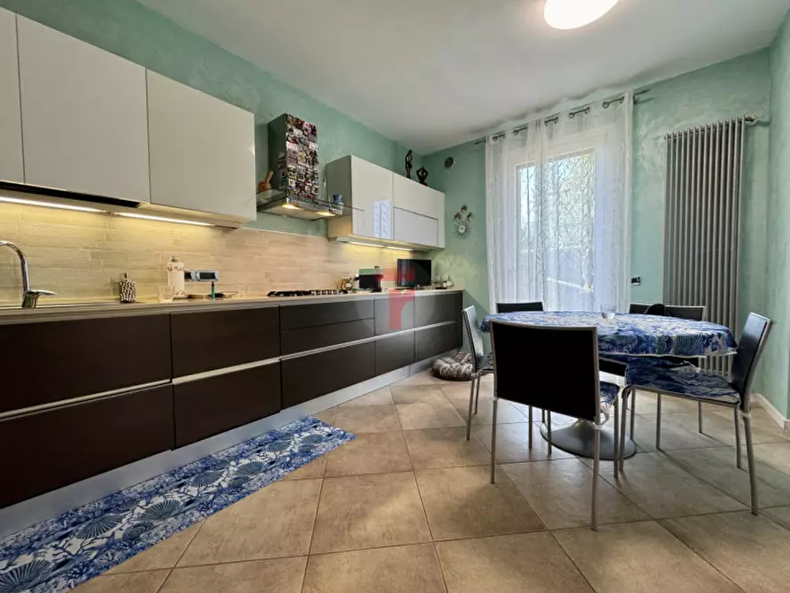 Immagine 6 di Casa quadrifamiliare in vendita  in via lovati a Campodarsego