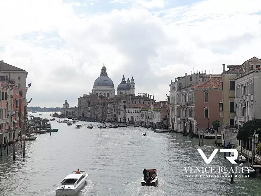 Immagine 5 di Appartamento in vendita  in san vio a Venezia