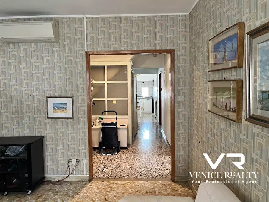 Immagine 6 di Appartamento in vendita  in san vio a Venezia