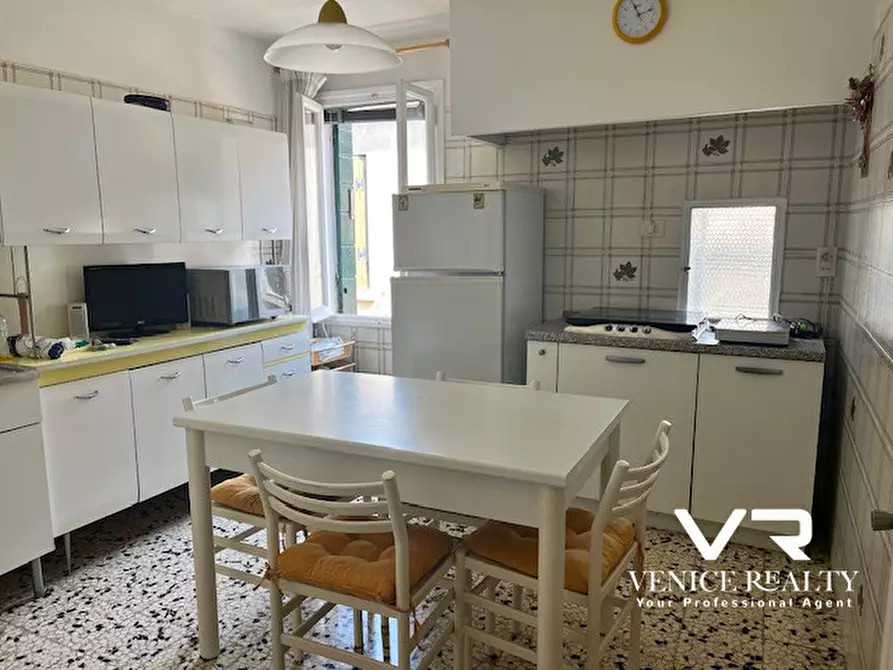 Immagine 7 di Appartamento in vendita  in san vio a Venezia