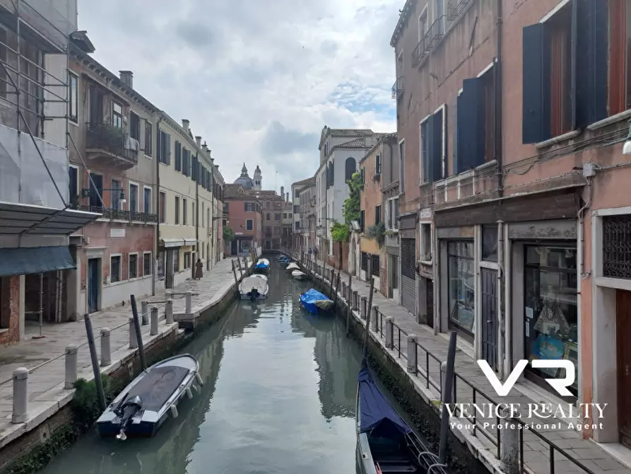 Immagine 14 di Appartamento in vendita  in san vio a Venezia